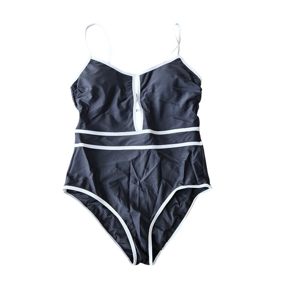 Cupshe Scoop Neck Keyhole Cutout Color Block Swimsuit Size L NWT